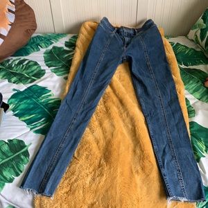 Abercrombie Ultra High Rise Skinny Ankle Jean 2L